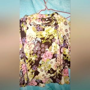 UBU small 2 piece blouse